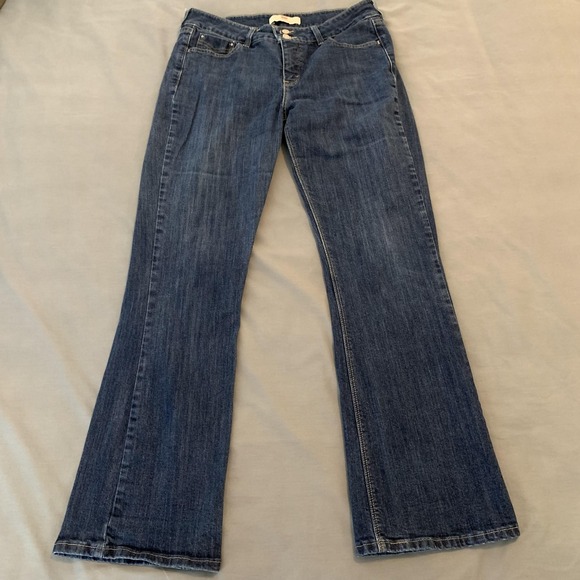 Levi's Denim - Levi's Jeans Womens 12M W31 L32 Blue 526 Slender Boot Stretch Bootcut Denim